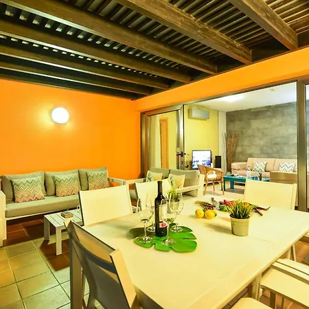 Par 4 3 Villa Arguineguin